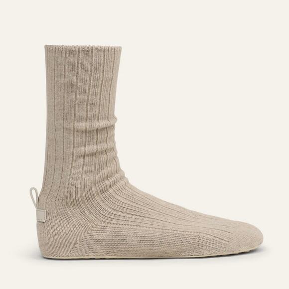 Brave Pudding NWOB Hampton Strolls Cashmere Sock Shoe Porridge 8 - Picture 1 of 4
